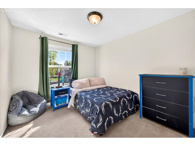 228 E 12TH St, Lafayette, OR 97127