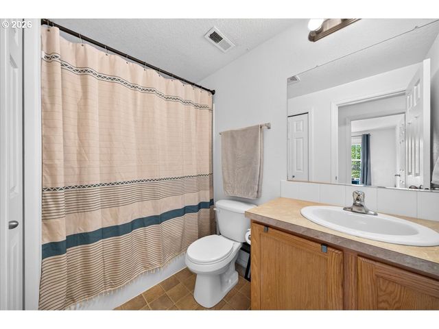 228 E 12TH St, Lafayette, OR 97127