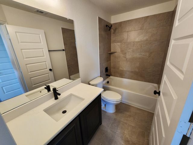373 Willie's Court, Whitesboro, TX 76273