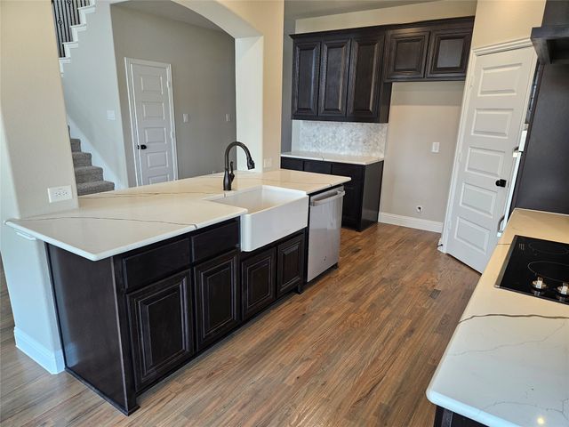 373 Willie's Court, Whitesboro, TX 76273