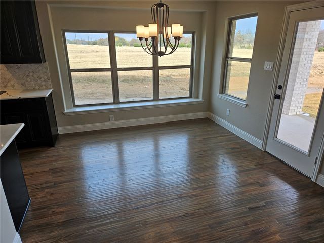 373 Willie's Court, Whitesboro, TX 76273