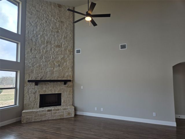 373 Willie's Court, Whitesboro, TX 76273