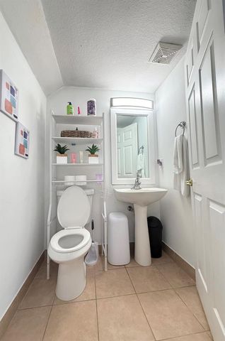2920 HIDDEN HILLS Road 1304, West Palm Beach, FL 33411