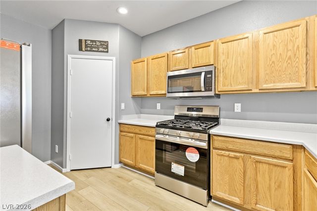 5968 Trickling Descent Street 103, Henderson, NV 89011