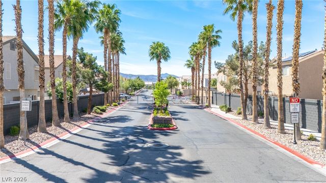 5968 Trickling Descent Street 103, Henderson, NV 89011