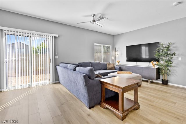 5968 Trickling Descent Street 103, Henderson, NV 89011