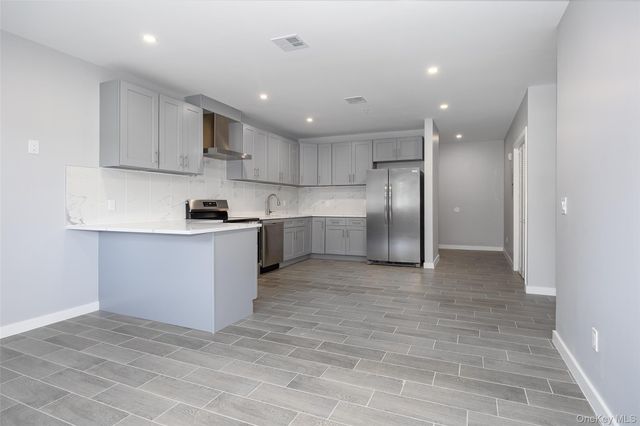126 Innis Avenue 2-3, Poughkeepsie, NY 12601