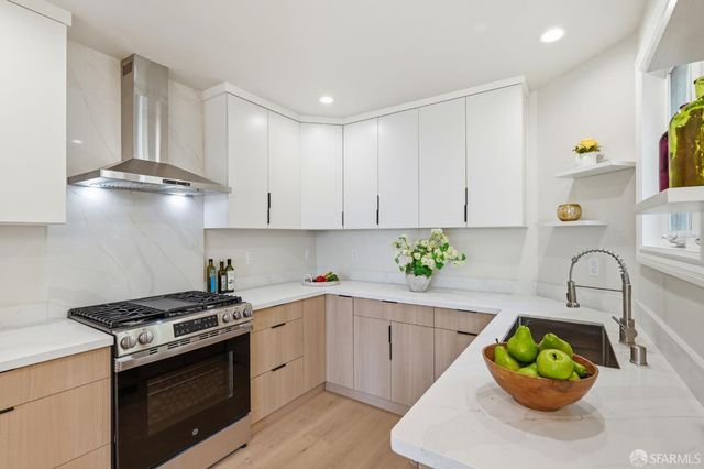 2258 34th Avenue, San Francisco, CA 94116