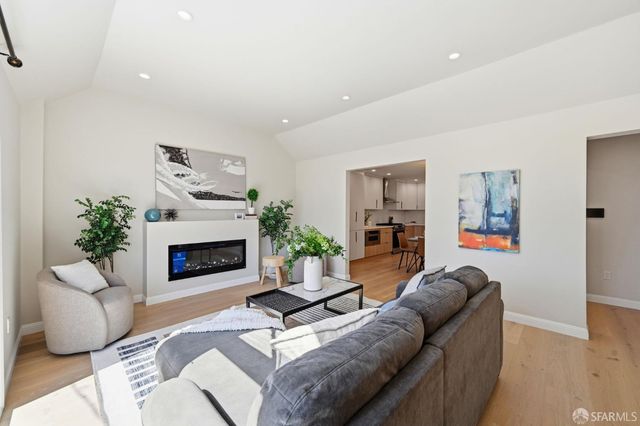 2258 34th Avenue, San Francisco, CA 94116