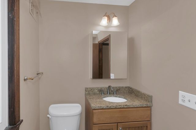 58 Beekman Dr 58, Agawam, MA 01001