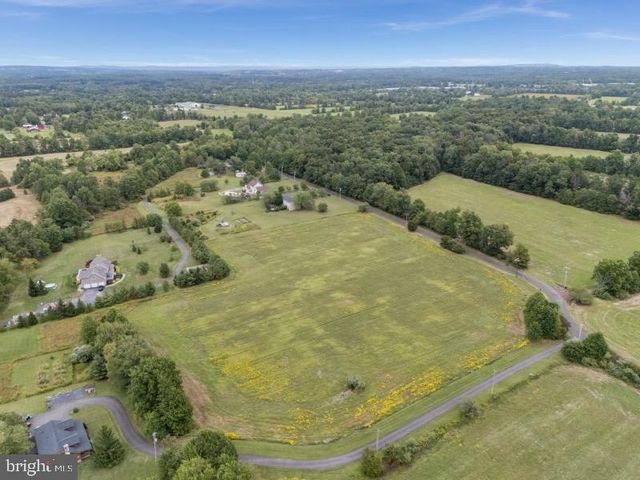 130 FITZER RD, Frenchtown, NJ 08825