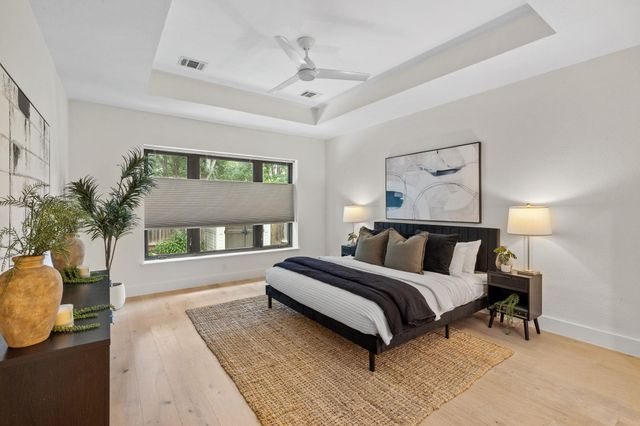 5700 Trelawney LN, Austin, TX 78739