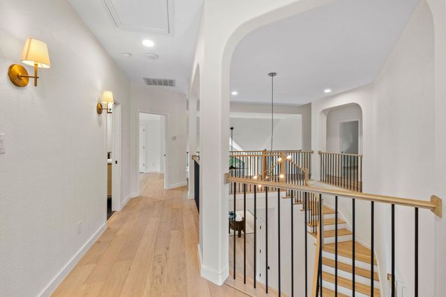 5700 Trelawney LN, Austin, TX 78739