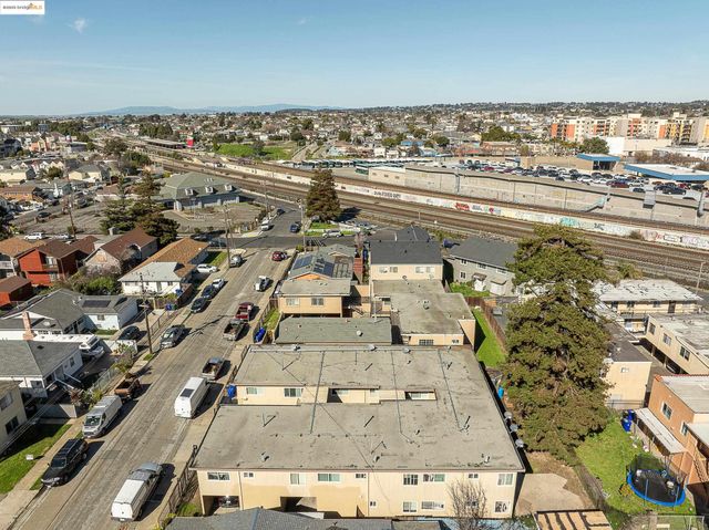 146 19Th St, Richmond, CA 94801