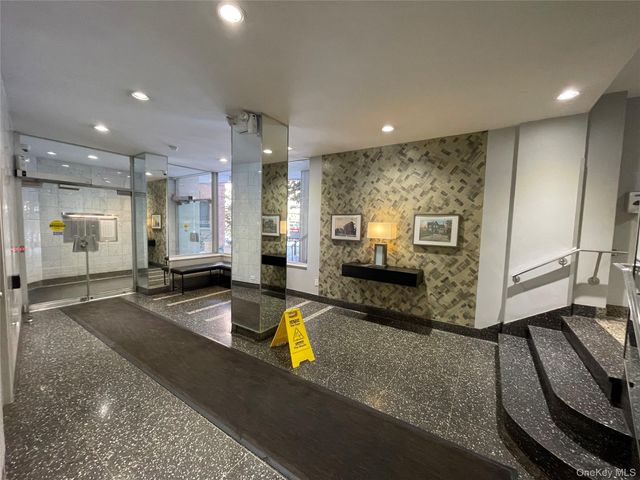 35-31 85 Street 8L, Jackson Heights, NY 11372