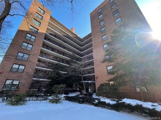 35-31 85 Street 8L, Jackson Heights, NY 11372
