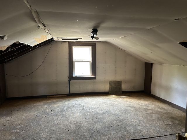 312 STRATFORD AVE, West Berlin, NJ 08091