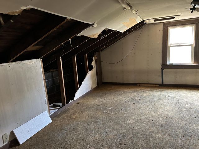 312 STRATFORD AVE, West Berlin, NJ 08091