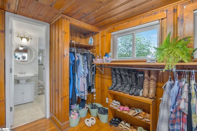 698 Pumpkintown Highway, Pickens, SC 29671