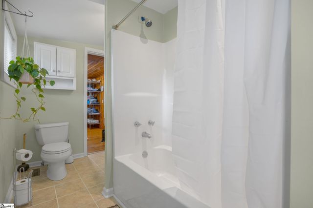 698 Pumpkintown Highway, Pickens, SC 29671