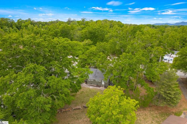 698 Pumpkintown Highway, Pickens, SC 29671