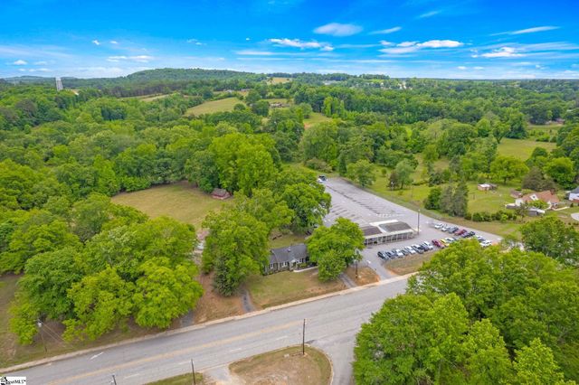 698 Pumpkintown Highway, Pickens, SC 29671
