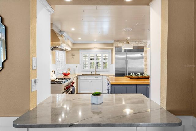 1896 SAILFISH ROAD S, St Petersburg, FL 33707