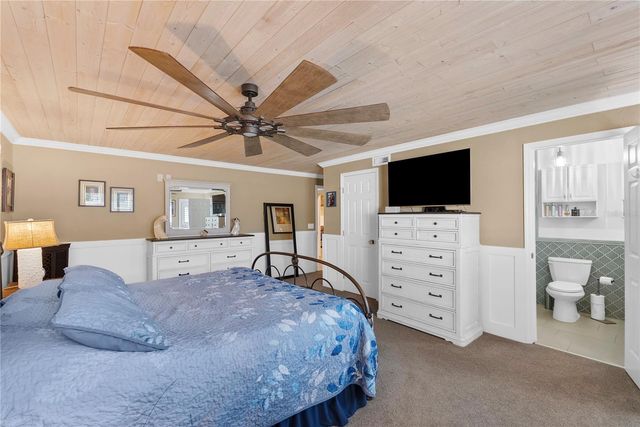 1896 SAILFISH ROAD S, St Petersburg, FL 33707