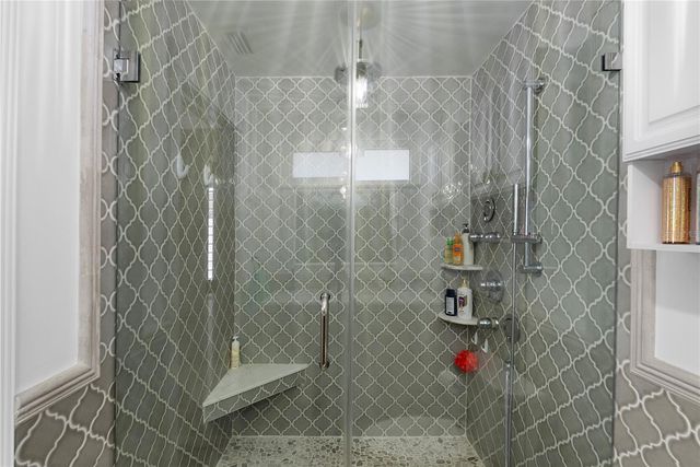 1896 SAILFISH ROAD S, St Petersburg, FL 33707