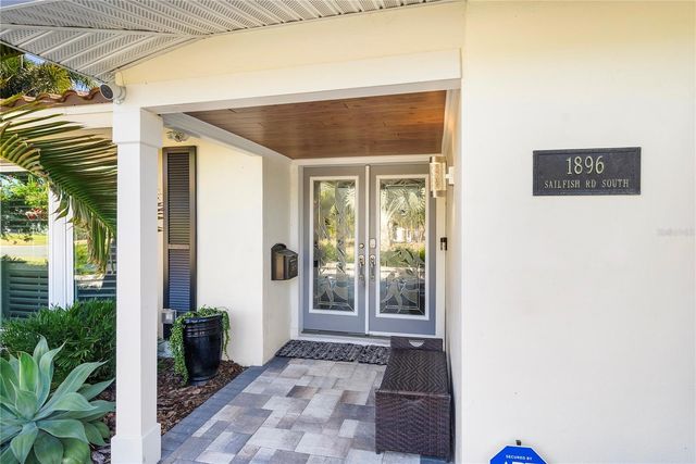 1896 SAILFISH ROAD S, St Petersburg, FL 33707