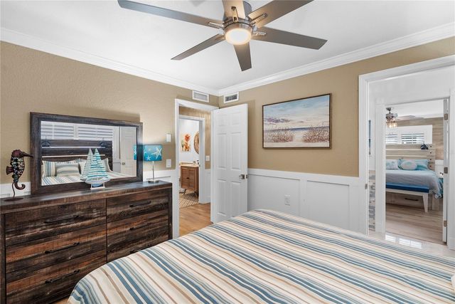 1896 SAILFISH ROAD S, St Petersburg, FL 33707