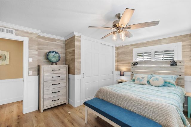 1896 SAILFISH ROAD S, St Petersburg, FL 33707