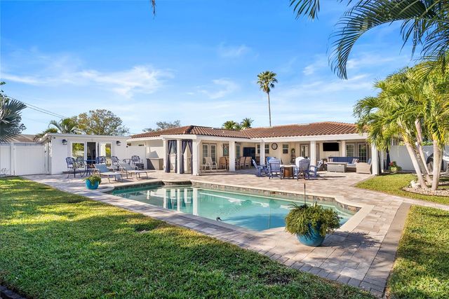 1896 SAILFISH ROAD S, St Petersburg, FL 33707