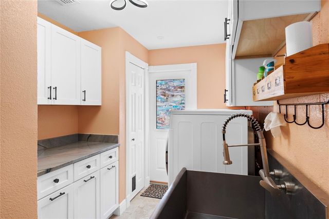 1896 SAILFISH ROAD S, St Petersburg, FL 33707