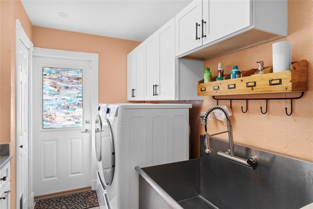 1896 SAILFISH ROAD S, St Petersburg, FL 33707