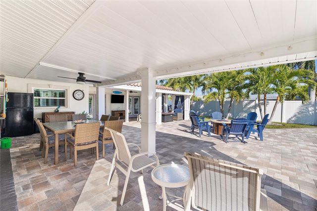 1896 SAILFISH ROAD S, St Petersburg, FL 33707