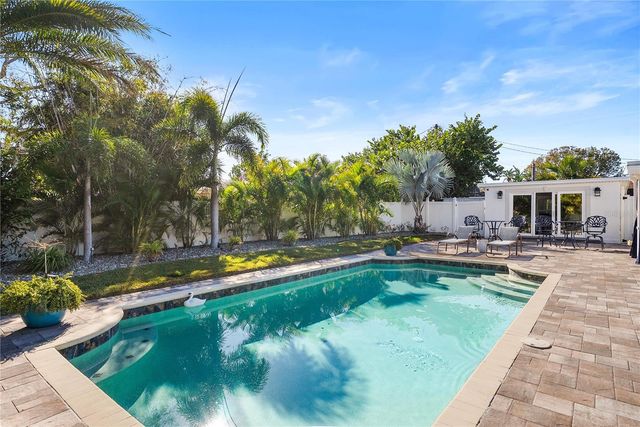 1896 SAILFISH ROAD S, St Petersburg, FL 33707