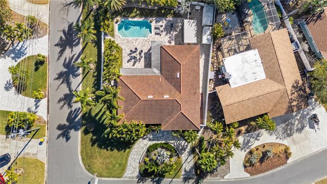 1896 SAILFISH ROAD S, St Petersburg, FL 33707