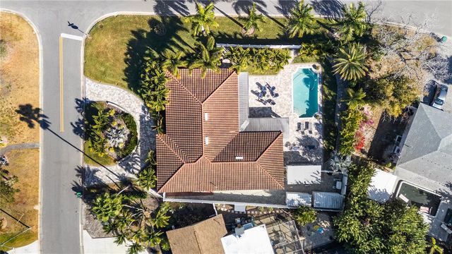 1896 SAILFISH ROAD S, St Petersburg, FL 33707