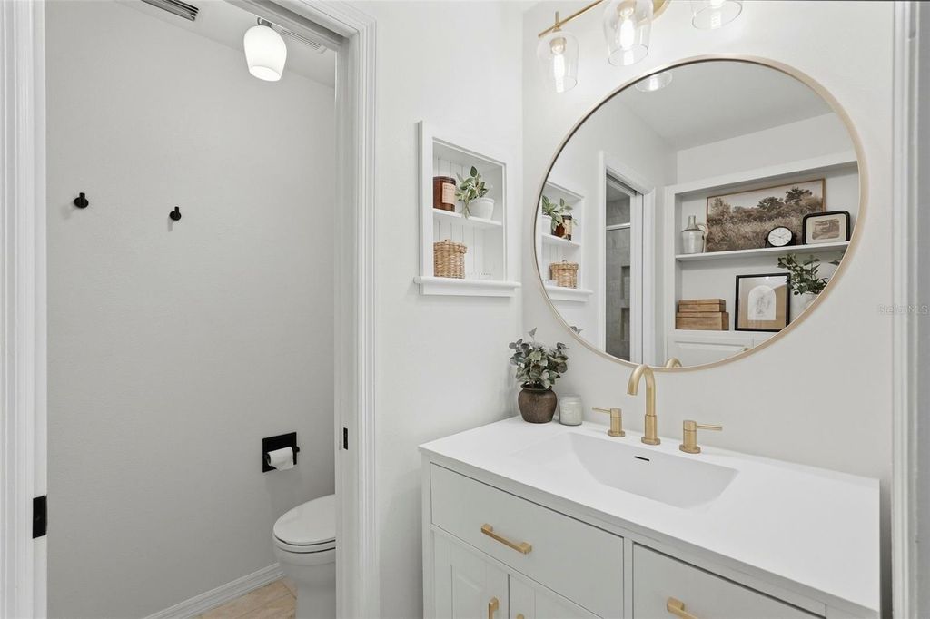 Image 18 of property listing at 606 S GLEN AVENUE 11, Tampa, FL 33609