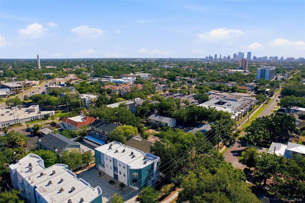 Image 31 of property listing at 606 S GLEN AVENUE 11, Tampa, FL 33609