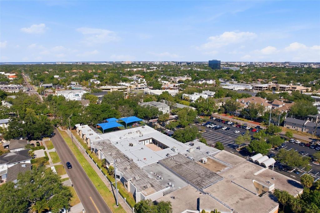 Image 34 of property listing at 606 S GLEN AVENUE 11, Tampa, FL 33609