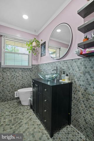 6911 LANSDALE ST, District Heights, MD 20747