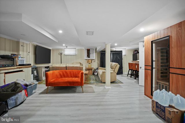 6911 LANSDALE ST, District Heights, MD 20747