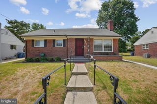 6911 LANSDALE ST, District Heights, MD 20747