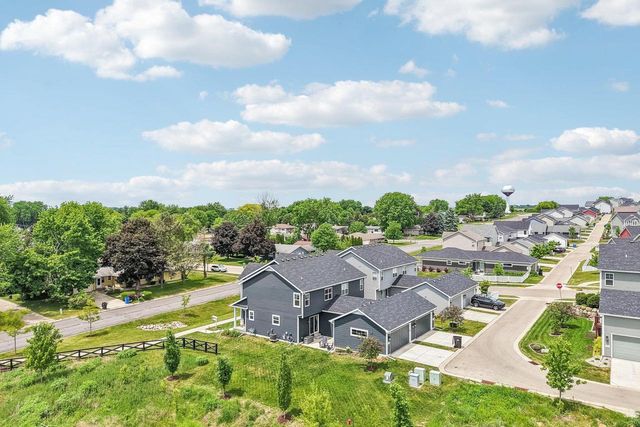 201 N Division Street, Waunakee, WI 53597