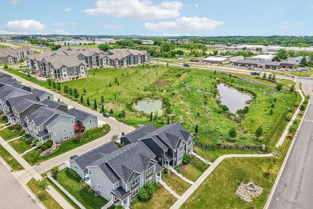 201 N Division Street, Waunakee, WI 53597