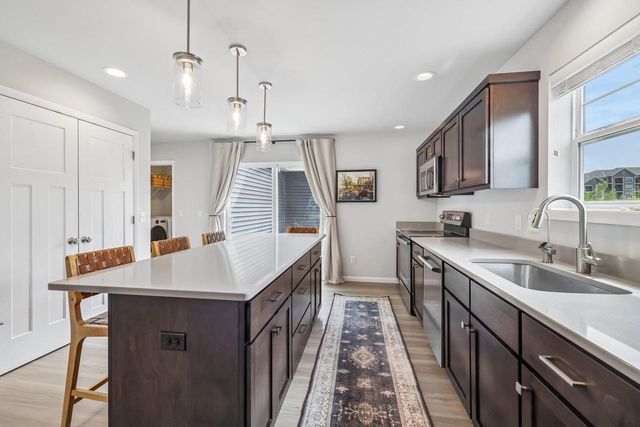 201 N Division Street, Waunakee, WI 53597