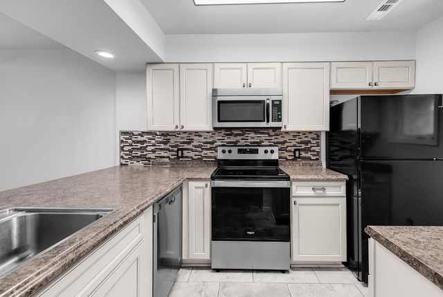 1840 Fairway Ridge Dr Apt 8D, Myrtle Beach, SC 29575