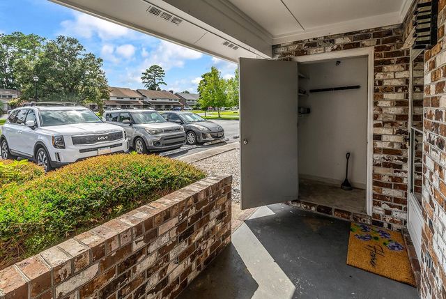 1840 Fairway Ridge Dr Apt 8D, Myrtle Beach, SC 29575